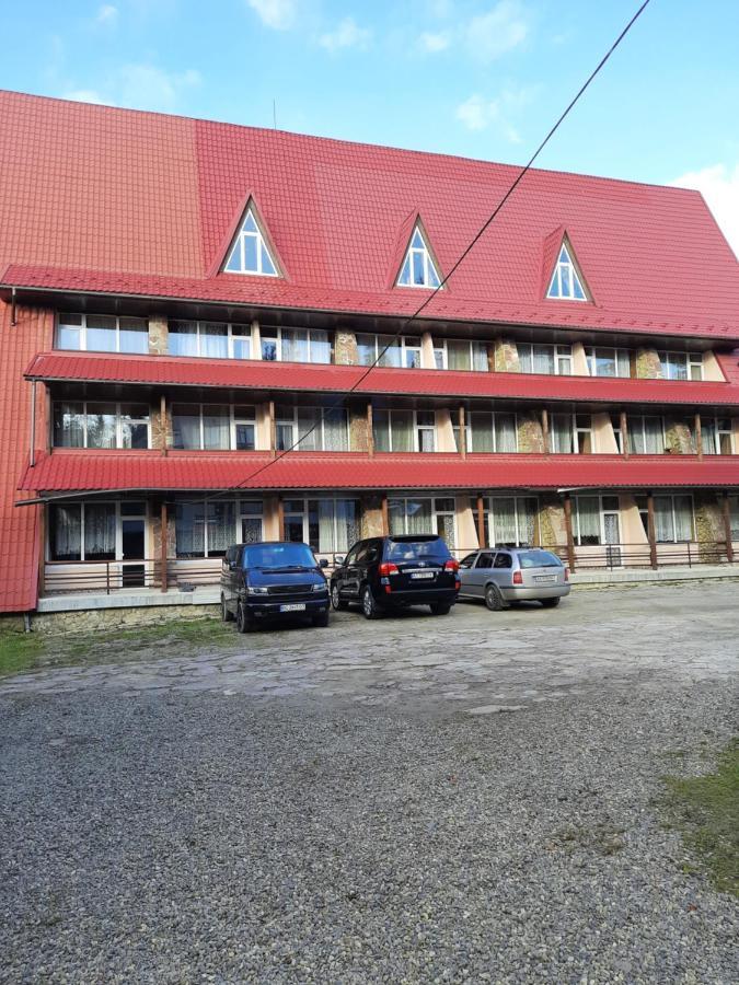 Hotel Bartka Yablunytsya Exterior photo