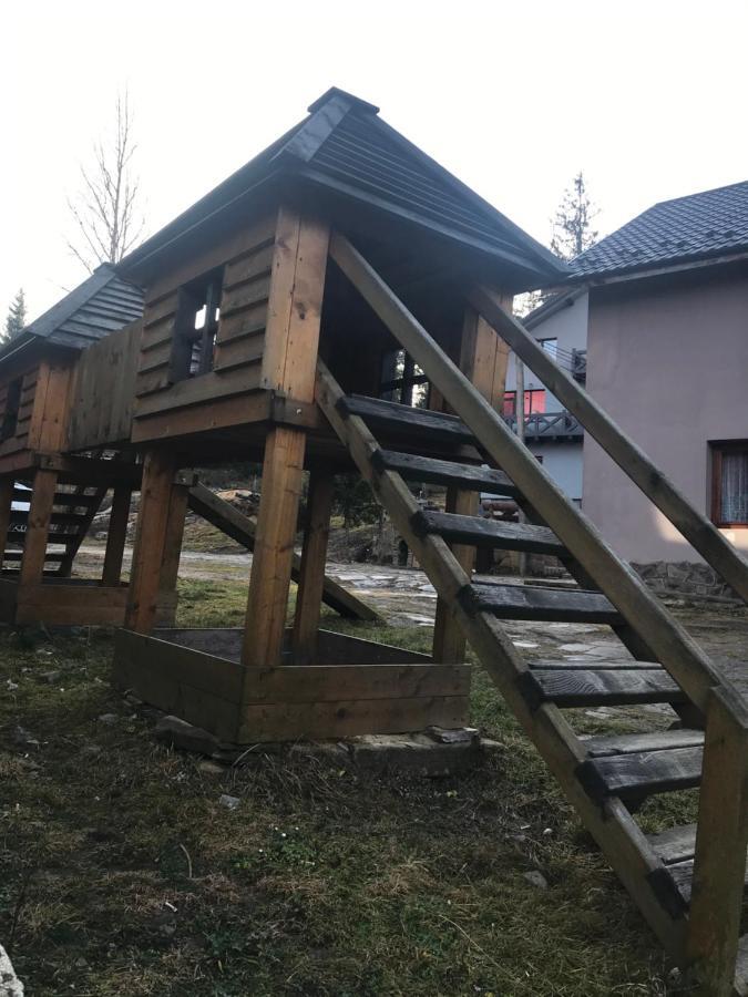 Hotel Bartka Yablunytsya Exterior photo